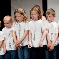 Groepsoptreden (7) - Toneelvereniging Plankenkoorts 